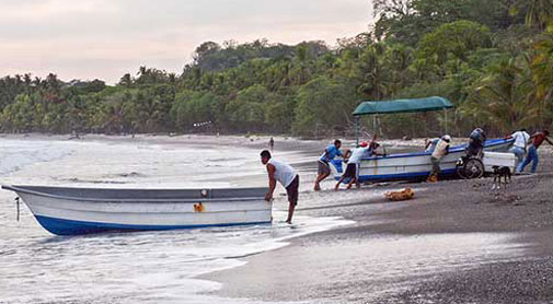 Embracing Local Life in Welcoming Sámara, Costa Rica