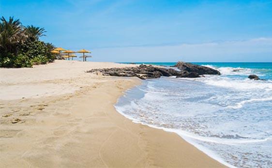 Video: The Best Beaches in Peru