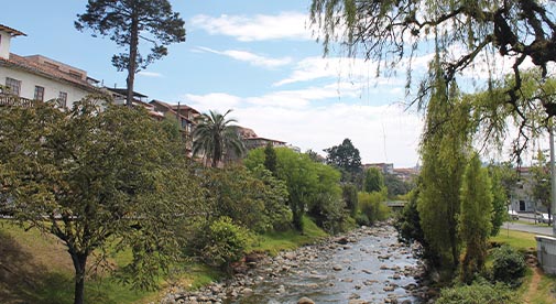 Through the Avenue of Volcanoes to the Heart of Ecuador