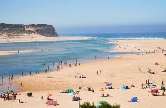 A Dream Home and an Easy Life on Portugal’s Silver Coast