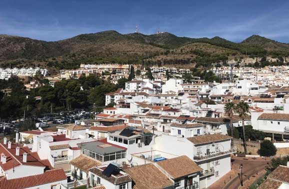 An Ocean-View Penthouse on the Costa del Sol for Less Than $219,000